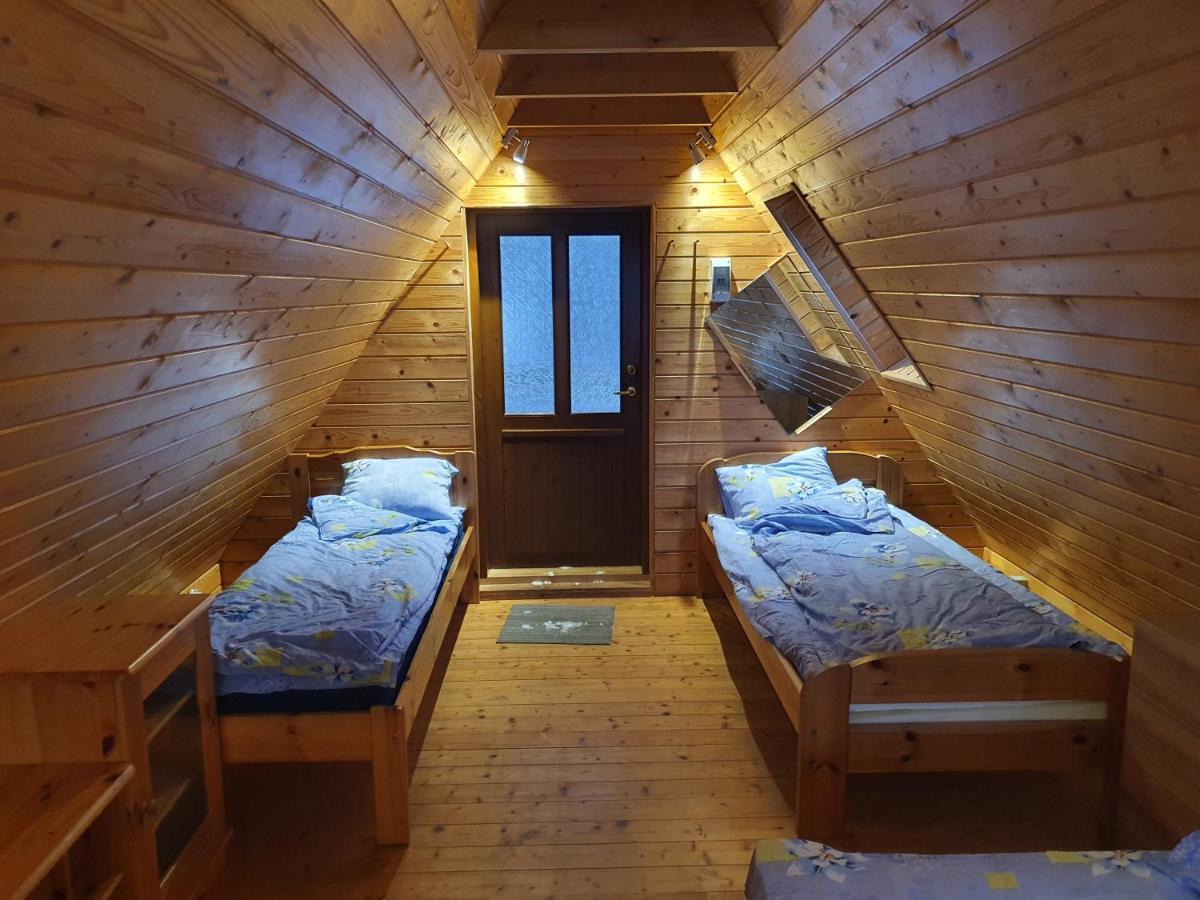 Готель Paeevatalu Camping Vilusi Екстер'єр фото