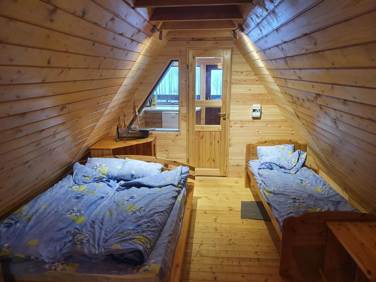 Готель Paeevatalu Camping Vilusi Екстер'єр фото