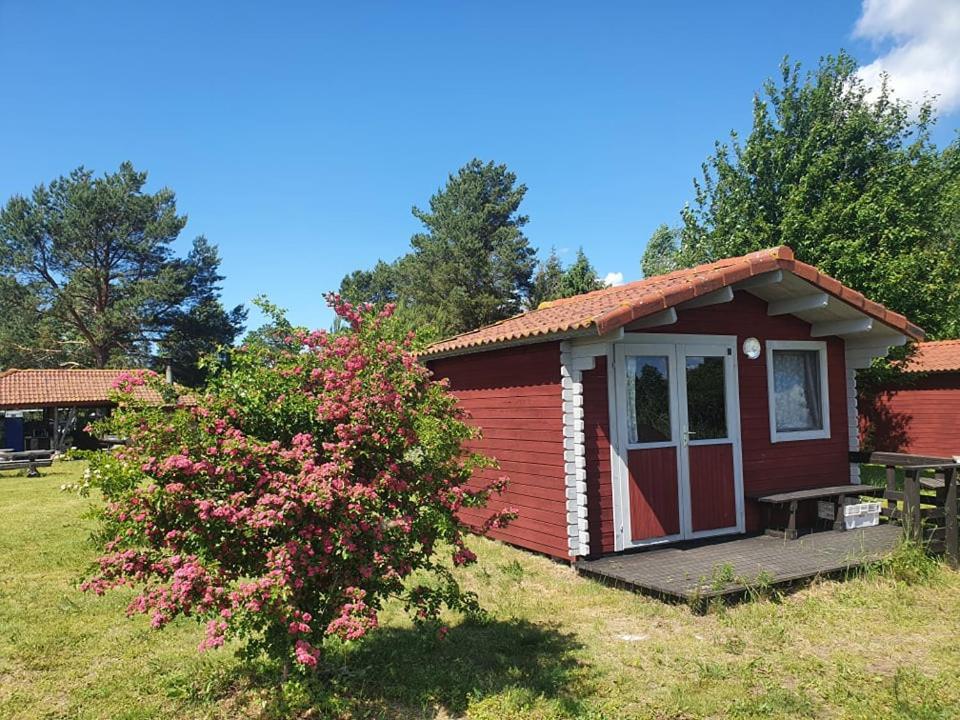 Готель Paeevatalu Camping Vilusi Екстер'єр фото
