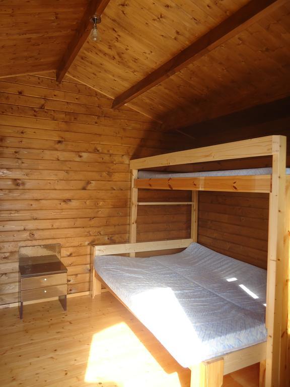Готель Paeevatalu Camping Vilusi Екстер'єр фото